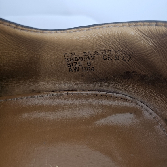 Dr.‎ Martens Made in England Vintage Black Wingtip Brogue Oxford Shoes Size 9 - Picture 9 of 10